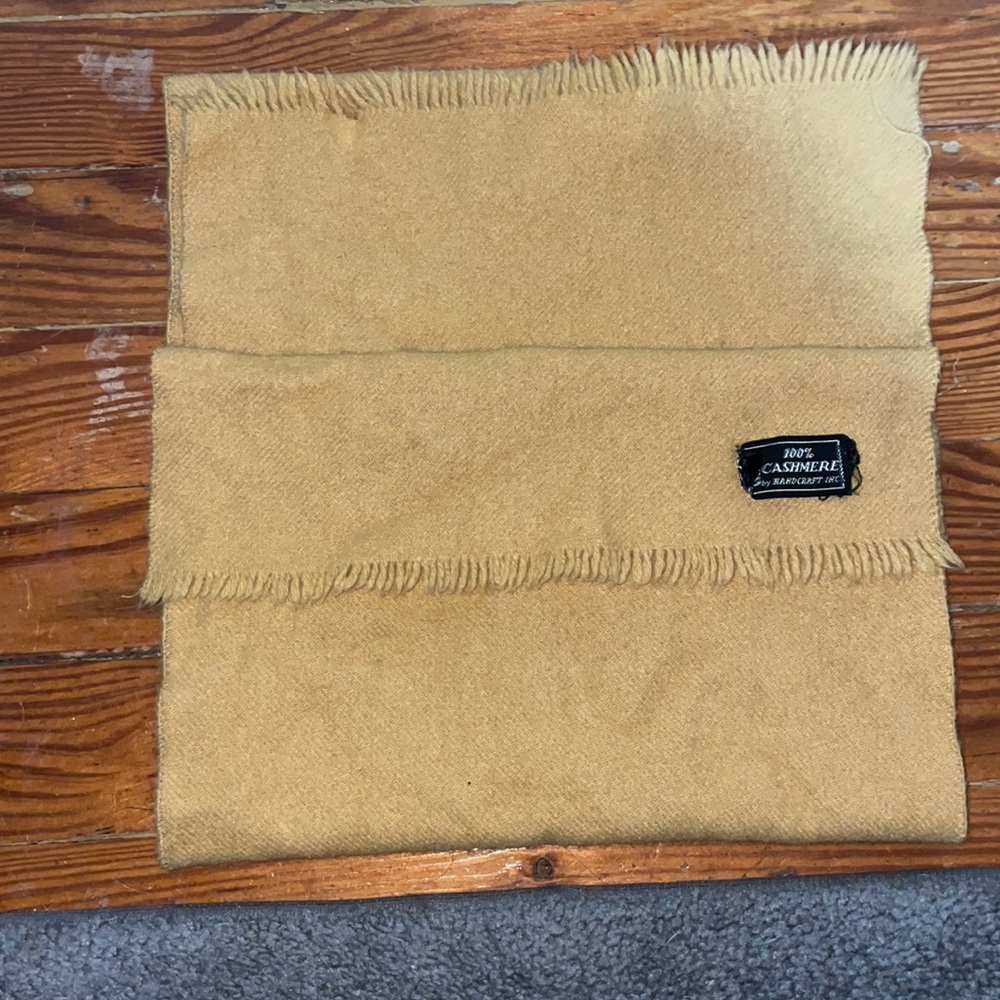 Short Vintage Cashmere Scarf